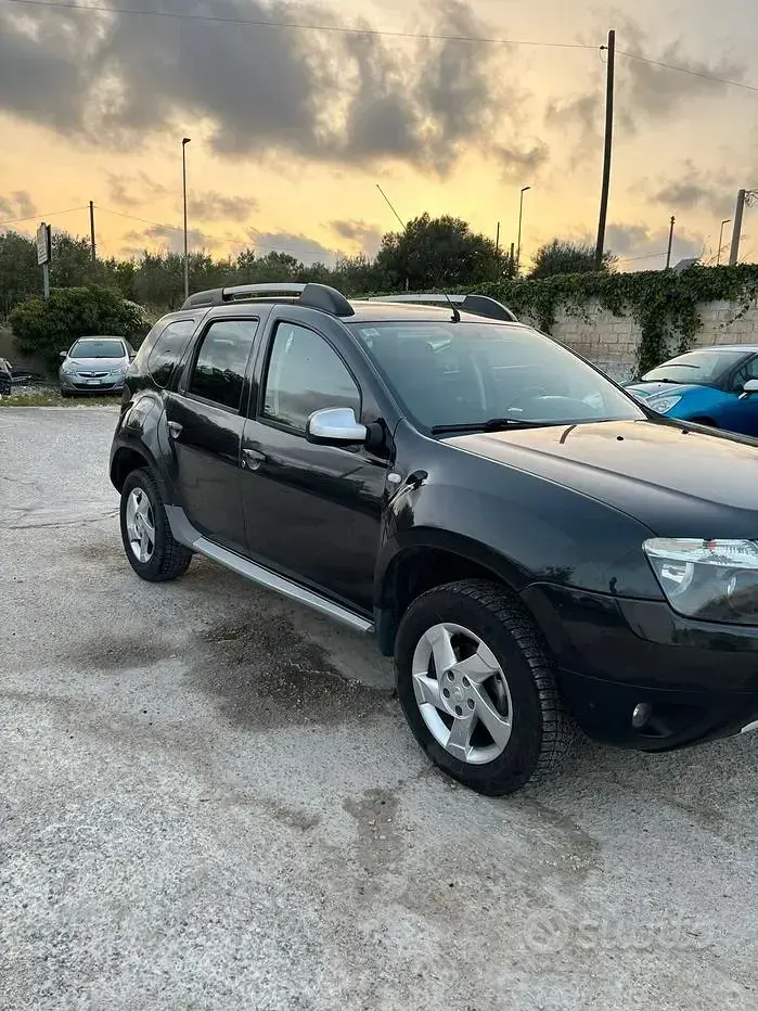 Usata Dacia Duster 110 CV (80 kW) 2012 Nero SUV