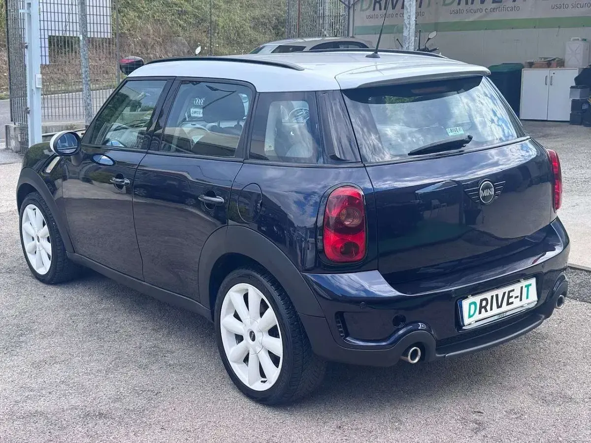 Usata Mini Cooper SD Countryman 143 CV (105 kW) 2011 Blu/azzurro SUV