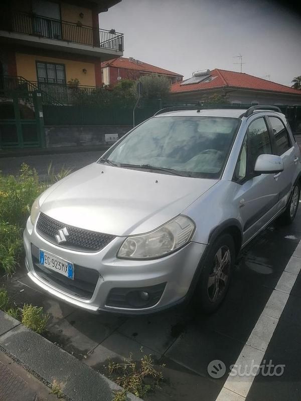 Usata Suzuki SX4 2011 Grigio SUV