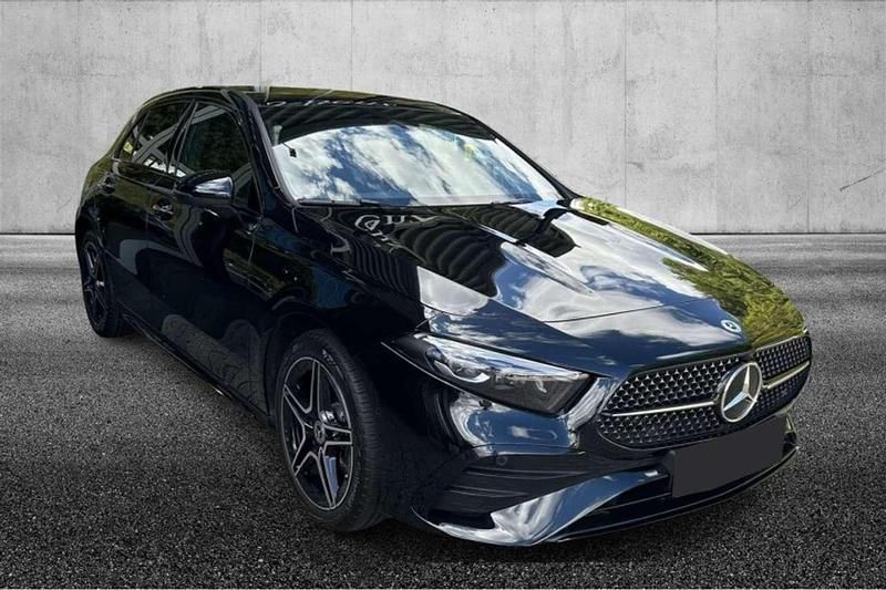 Usata Mercedes A250 AMG Line Premium 218 CV (160 kW) 2024 Nero Berlina