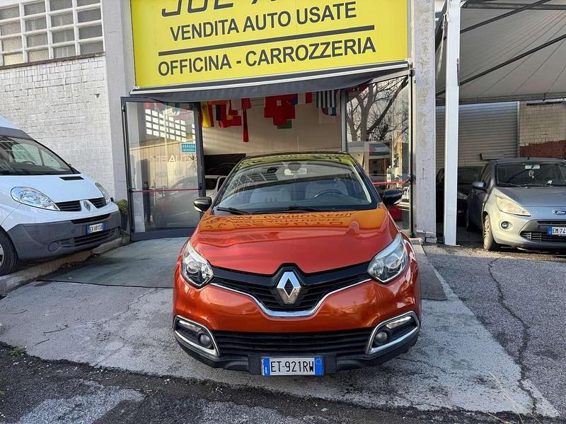 Usata Renault Captur 90 CV (66 kW) 2014 Rosso SUV
