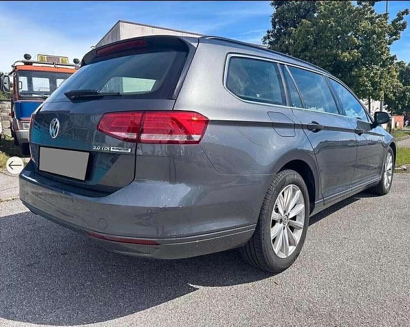 Usata VW Passat Highline 150 CV (110 kW) 2017 Station wagon