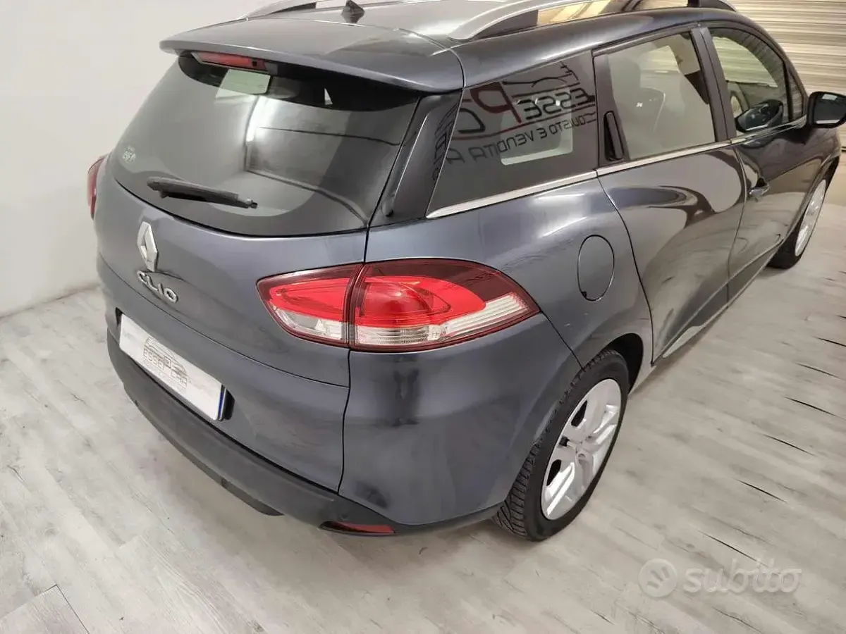 Usata Renault Clio 90 CV (66 kW) 2018 Grigio Station wagon
