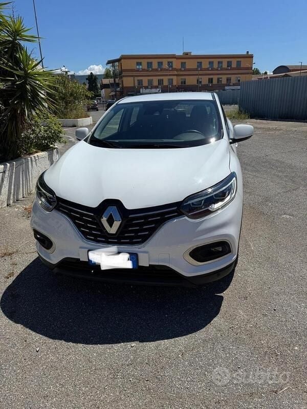 Bianco Usata 2022 Renault Kadjar SUV | 16.500 € (Ottimo prezzo) - Immagine 1/4