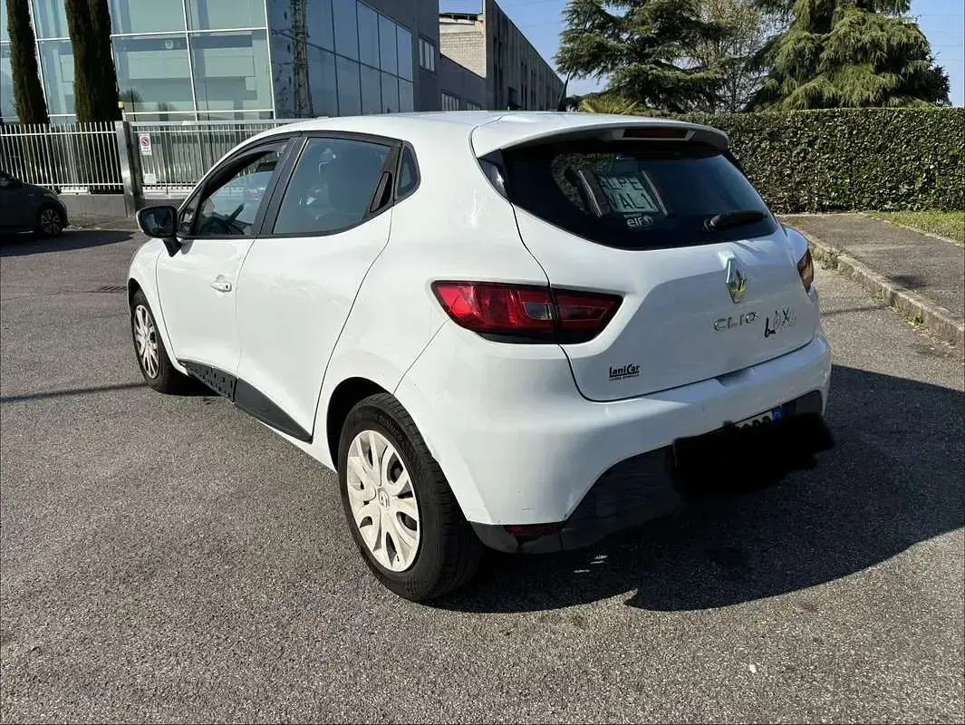 Usata Renault Clio IV 73 CV (53 kW) 2014 Bianco Berlina