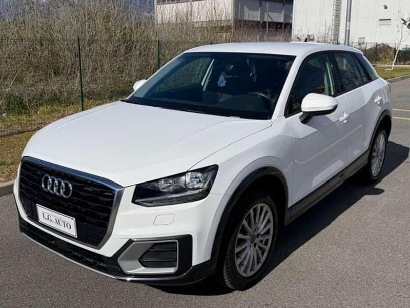Usata Audi Q2 Business 116 CV (85 kW) 2020 Bianco SUV