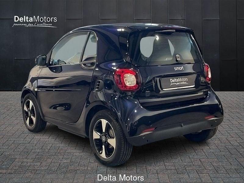 Usata Smart ForTwo Coupé Passion 60 kW (82 CV) 2022 Bianco Utilitaria