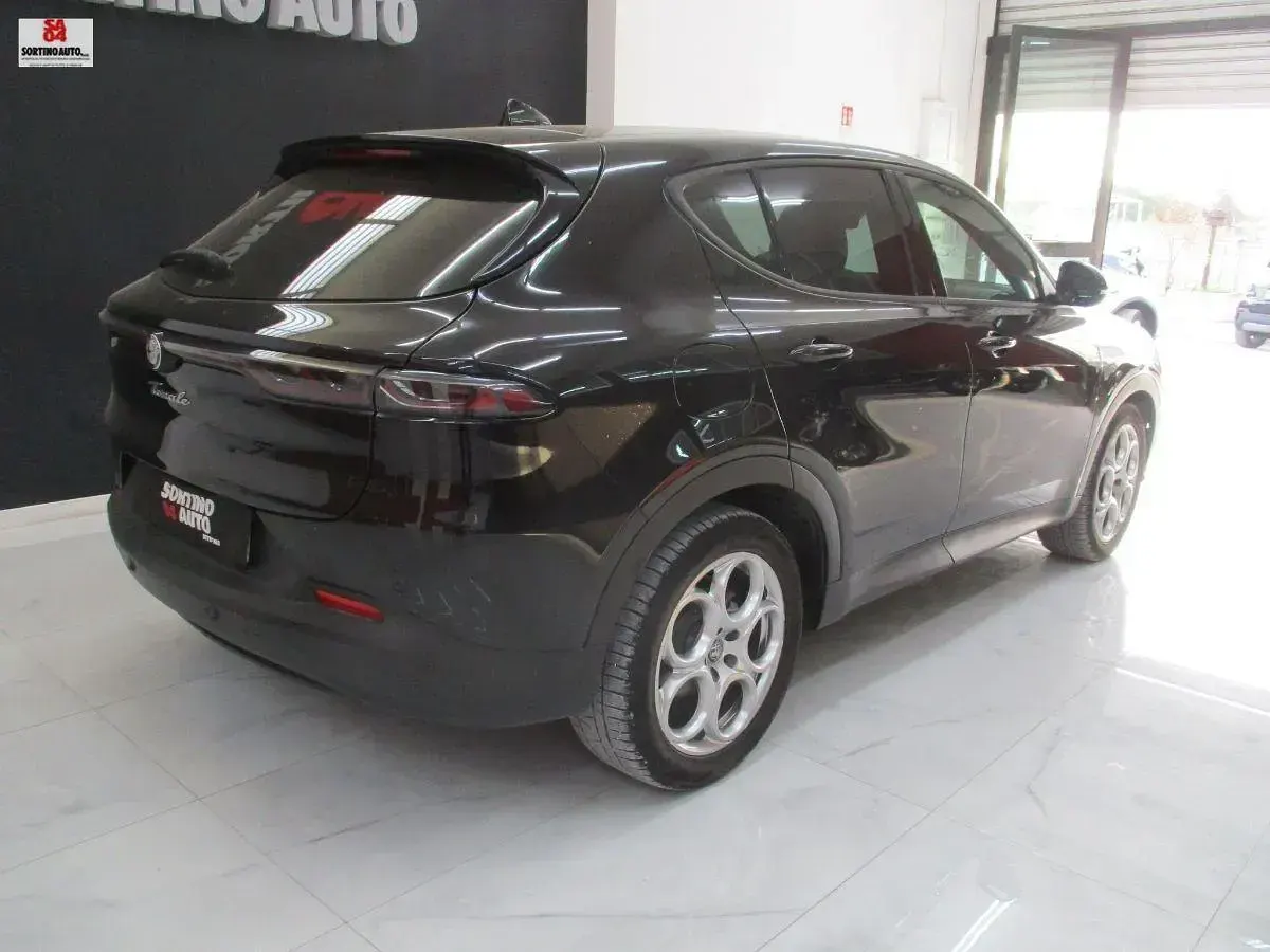 Usata Alfa Romeo Sprint Sprint 130 CV (95 kW) 2023 Nero