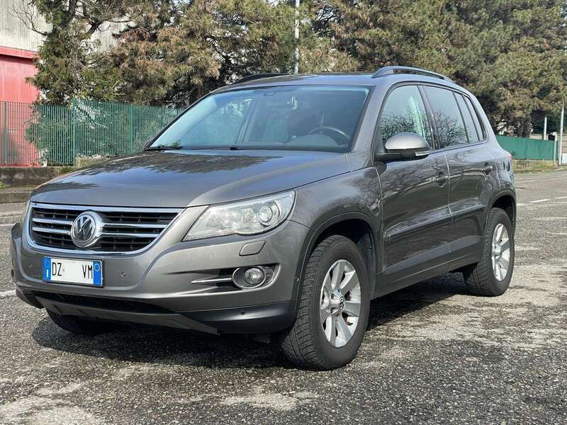 Grigio Usata 2009 VW Tiguan Track & Field SUV | 7000 € (Ottimo prezzo) - Immagine 1/4