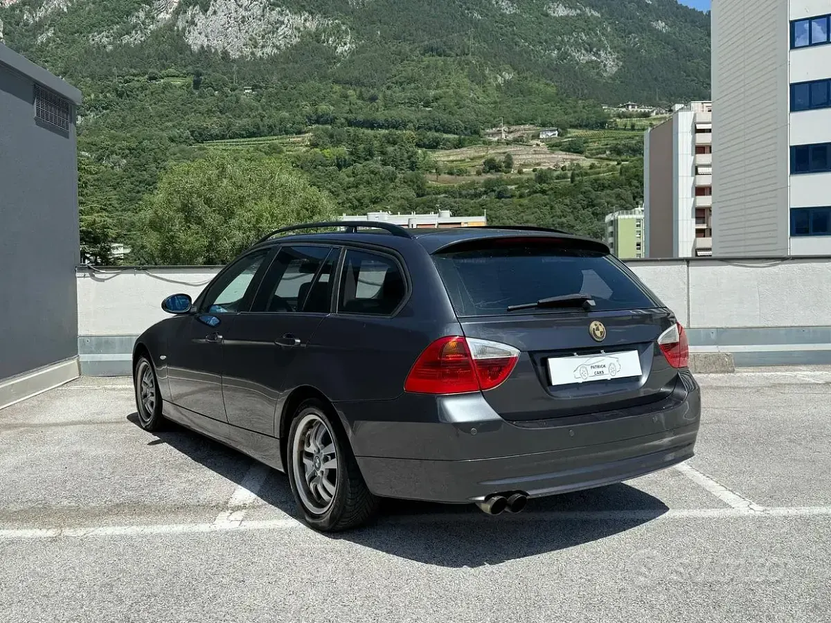 Usata BMW 320 163 CV (119 kW) 2007 Grigio Berlina