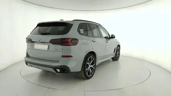 Usata BMW X5 M Sport 298 CV (219 kW) 2025 Grigio SUV