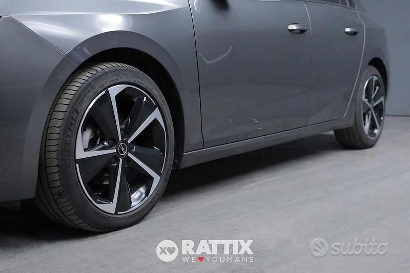 Käytetty Opel Astra S 131 HP (96 kW) 2024 Harmaa Sedan
