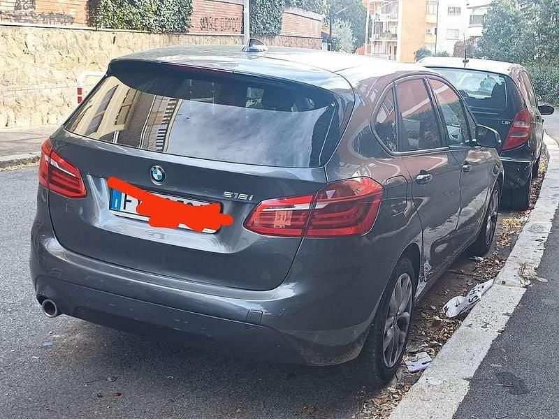 Usata BMW 216 Active Tourer 109 CV (80 kW) 2019 Nero Monovolume