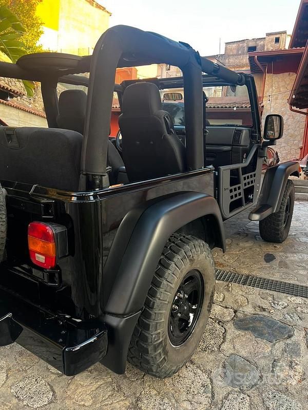 Usata Jeep Wrangler 118 CV (86 kW) 2002 SUV