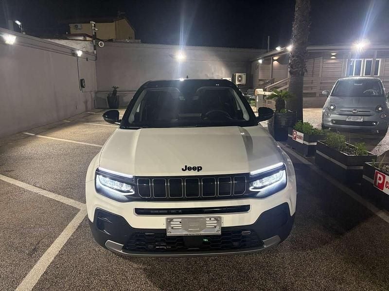 Usata Jeep Avenger Altitude 101 CV (74 kW) 2025 Bianco SUV