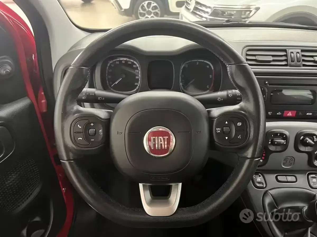 Usata Fiat Panda Easy 95 CV (69 kW) 2019 Rosso Utilitaria