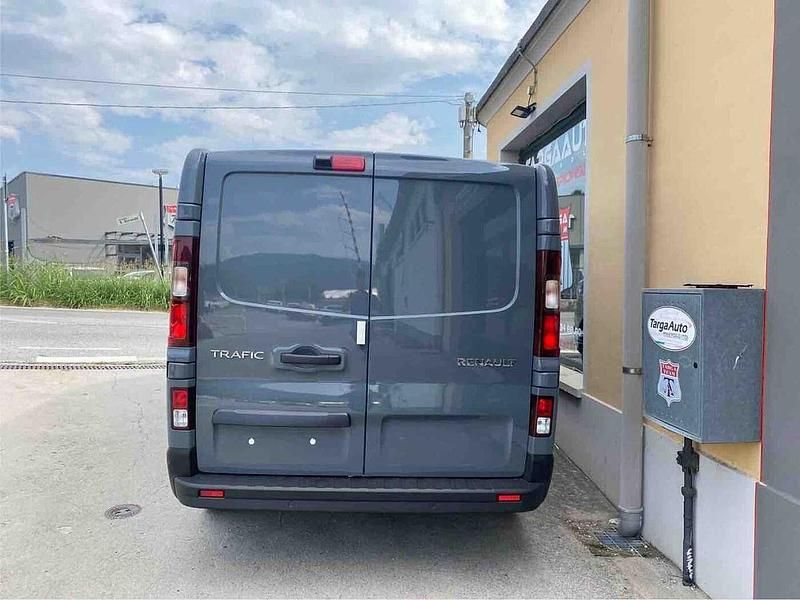 Nuova Renault Trafic 110 CV (80 kW) 2025 Giallo Monovolume