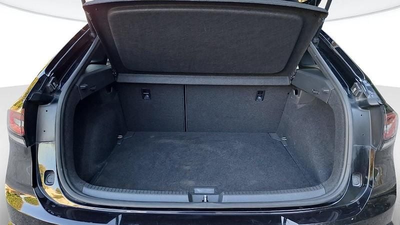 Begagnad VW Taigo R-line 110 HK (80 kW) 2022 Svart SUV