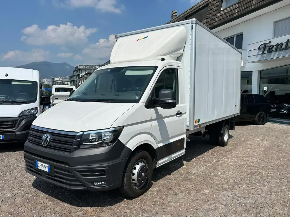 Usata VW Crafter 177 CV (130 kW) 2022 Bianco pastello Furgone