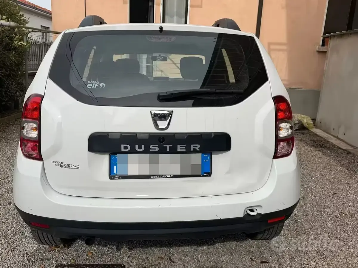 Usata Dacia Duster 114 CV (83 kW) 2016 Bianco SUV