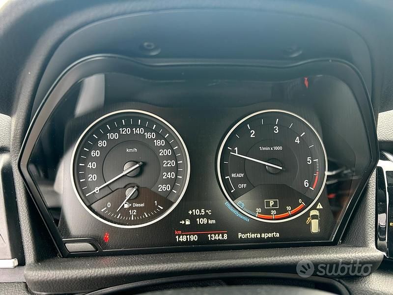 Usata BMW 218 Active Tourer Luxury Line 2016 Nero Monovolume