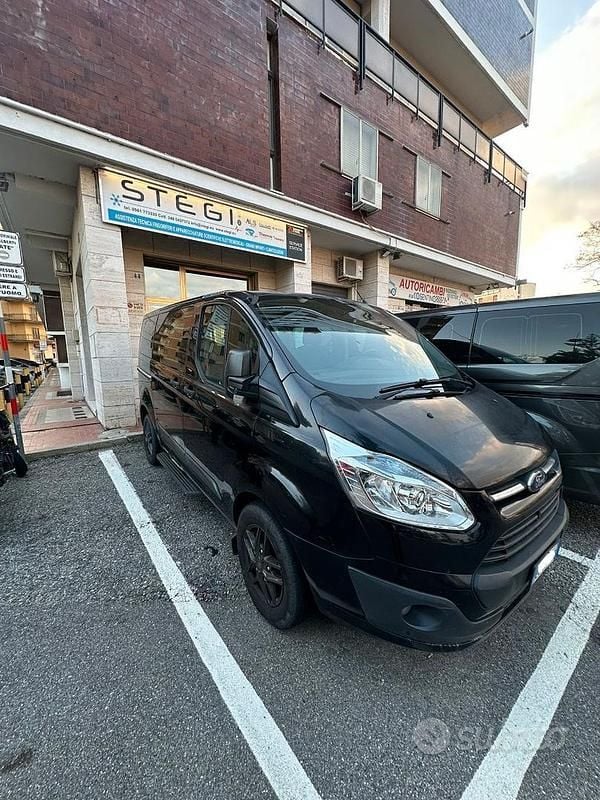 Usata Ford Tourneo 2014 Nero Monovolume