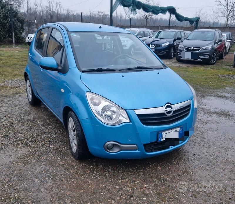 Usata Opel Agila 65 CV (47 kW) 2008 Blu Monovolume