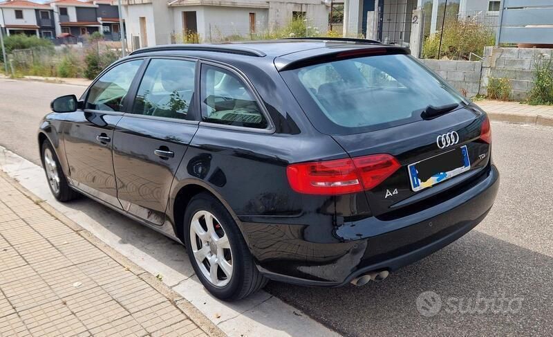Usata Audi A4 143 CV (105 kW) 2010 Nero Station wagon