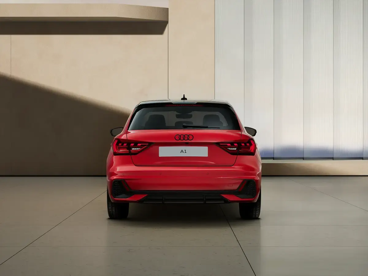 Nuova Audi A1 Ambiente 116 CV (85 kW) 2026 Rosso progressivo metallizzato SUV