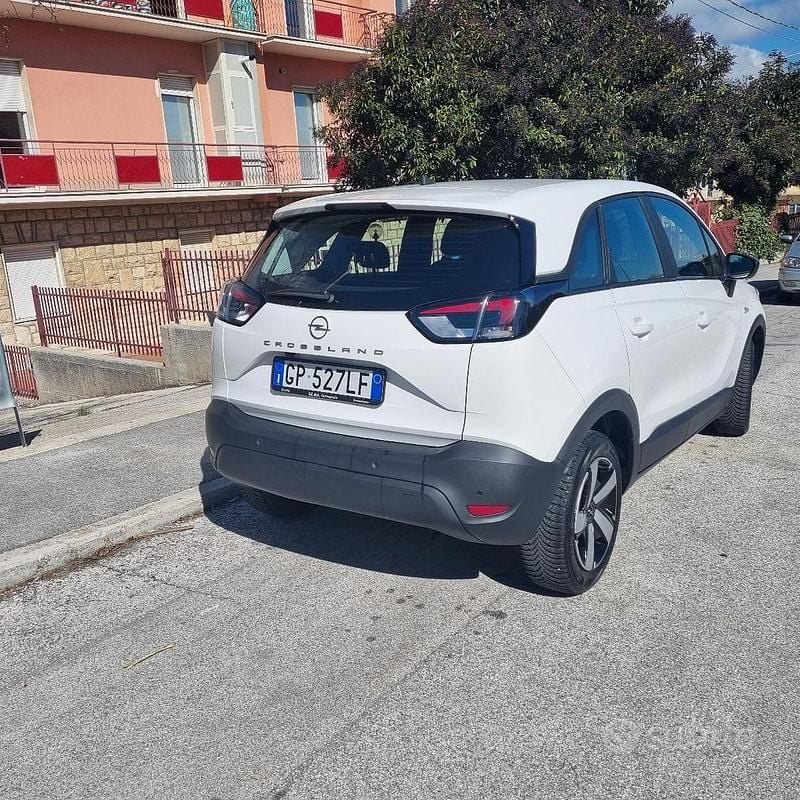 Usata Opel Crossland 110 CV (80 kW) 2023 Bianco SUV