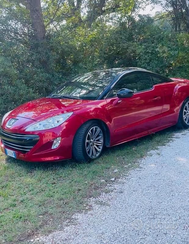 Rosso Usata 2013 Peugeot RCZ Coupé | 10.500 € (Buon prezzo) - Immagine 1/3