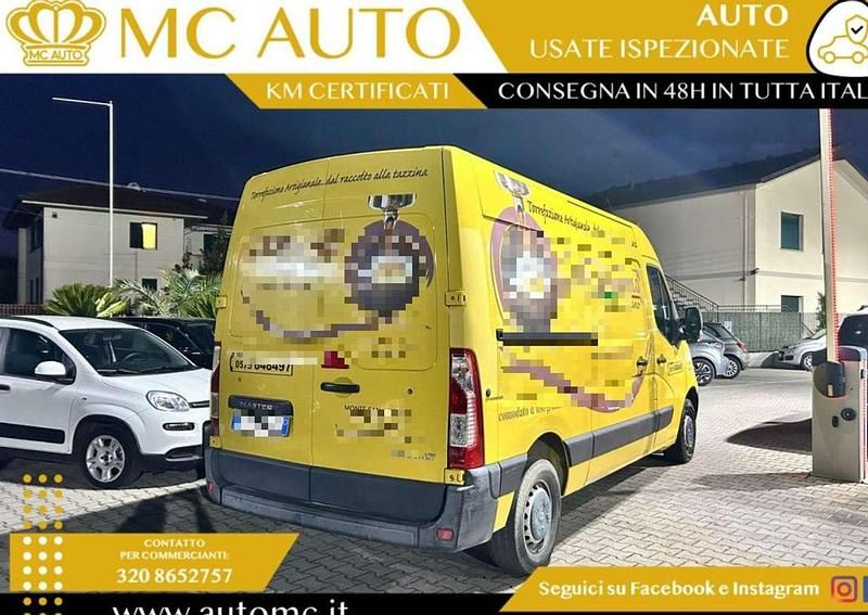 Usata Renault Master 136 CV (100 kW) 2016 Giallo Furgone