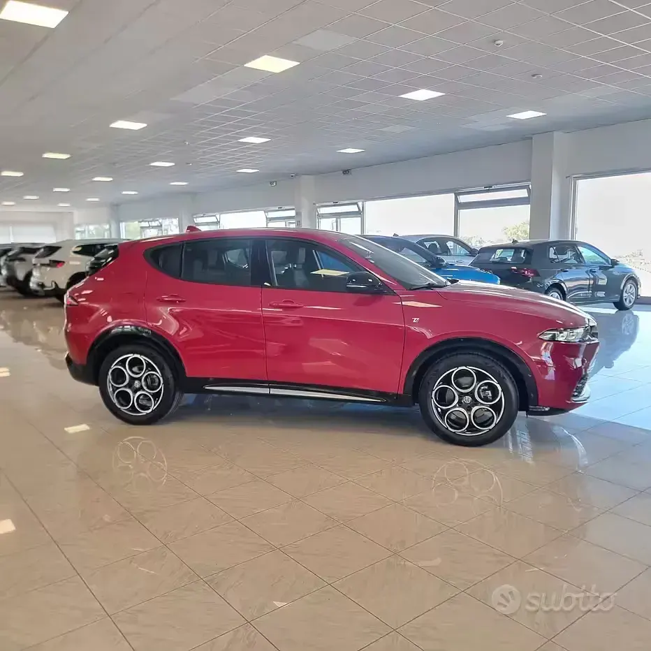 Usata Alfa Romeo Tonale Ti 131 CV (96 kW) 2023 Rosso SUV