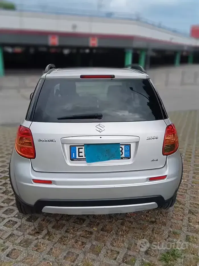 Usata Suzuki SX4 2012 Grigio Berlina