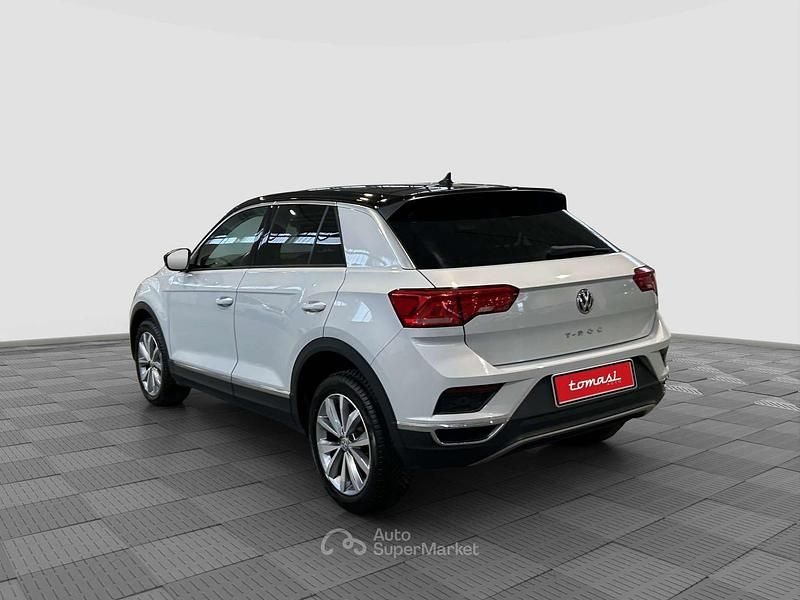 Usata VW T-Roc Style 150 CV (110 kW) 2019 White silver metallizzato con tetto nero SUV
