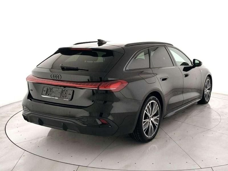 Nuova Audi A5 S-Line 204 CV (150 kW) 2025 Nero metallizzato Station wagon