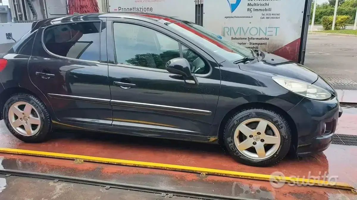Usata Peugeot 207 68 CV (50 kW) 2009 Berlina