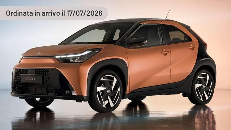 Nuova Toyota Aygo X 116 CV (85 kW) 2026 Argento SUV