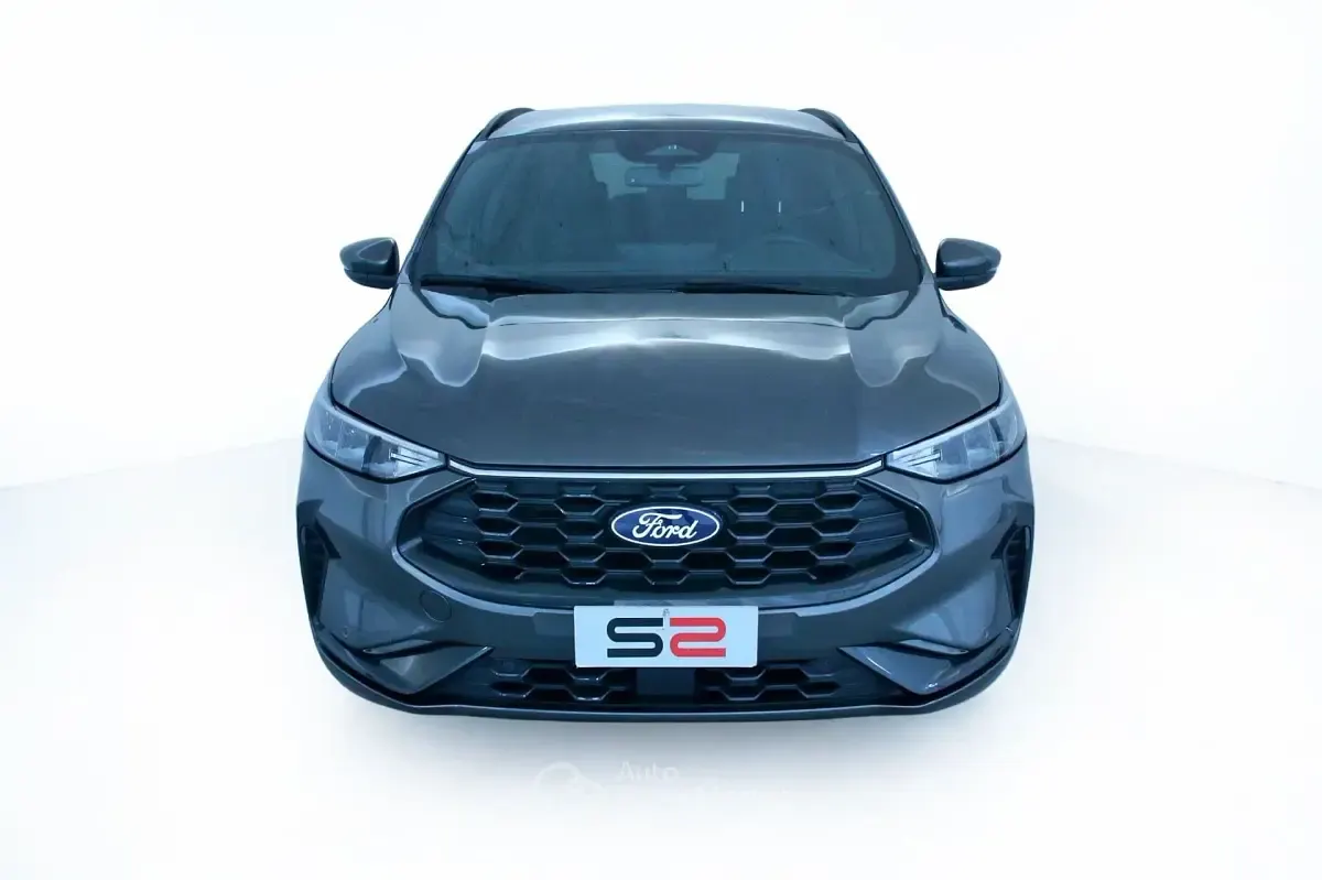 Usata Ford Kuga ST-Line 179 CV (131 kW) 2025 Gray SUV