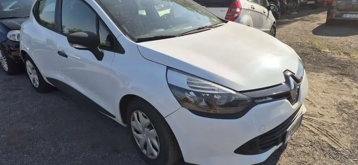 Usata Renault Clio IV Dynamique 75 CV (55 kW) 2012 Other Furgone