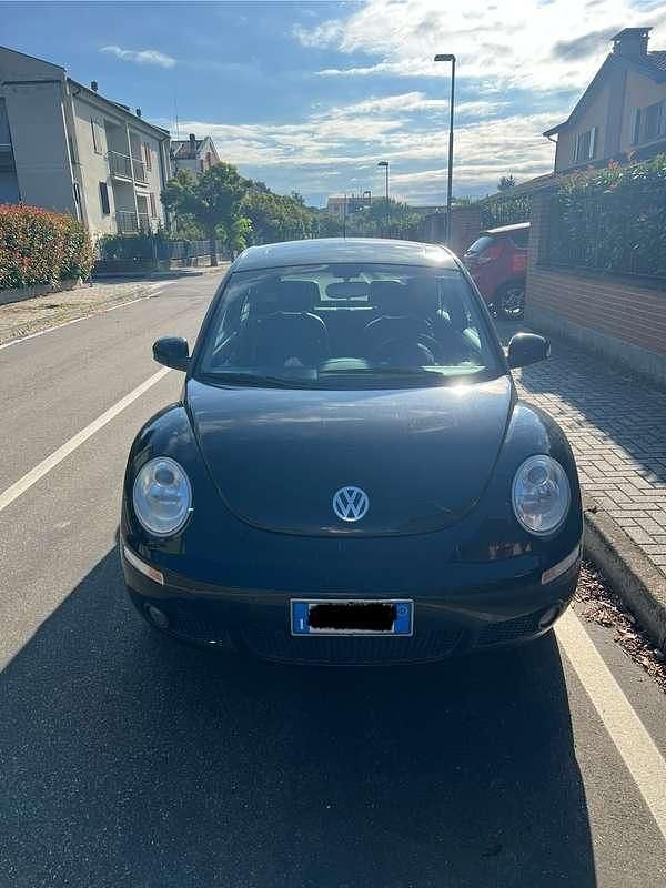 Usata 2009 VW Beetle Tre volumi | 4499 € (Buon prezzo) - Immagine 1/4