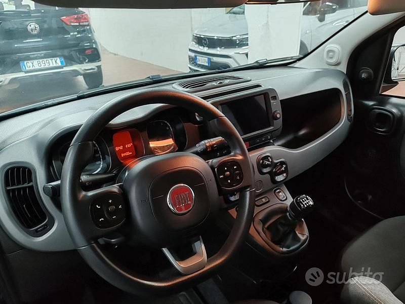 Usata Fiat Panda City Life 70 CV (51 kW) 2021 Bluazzurro Utilitaria