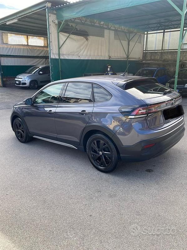 Usata VW Taigo 110 CV (80 kW) 2022 Grigio SUV