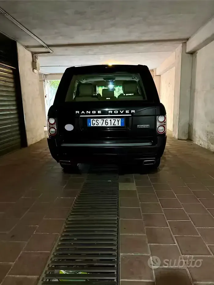 Usata Land Rover Range Rover Vogue 313 CV (230 kW) 2012 Nero SUV