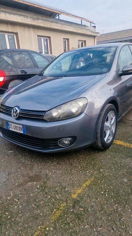 Usata VW Golf VI Highline 122 CV (89 kW) 2010 Grigio Utilitaria