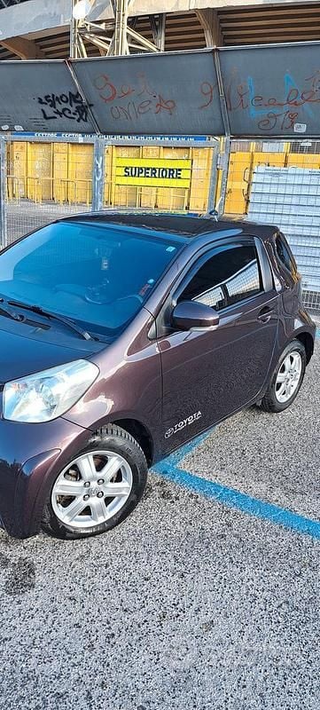 Usata Toyota iQ 98 CV (72 kW) 2009 Utilitaria