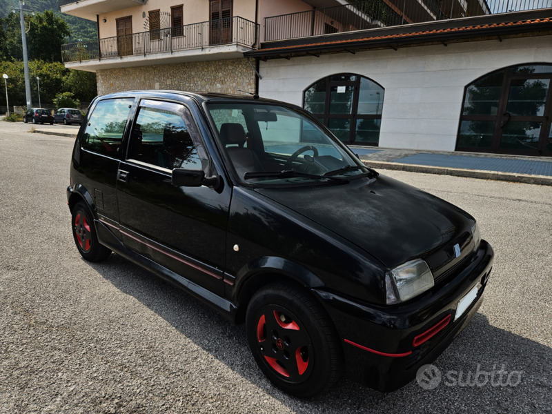 Usato 1998 Fiat Cinquecento 1.1 Benzin 54 CV (3.000 €)