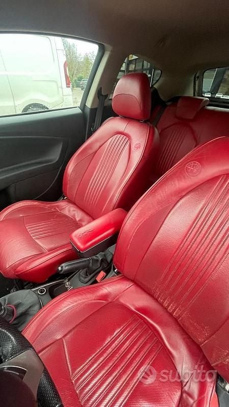 Usata Alfa Romeo MiTo Distinctive 105 CV (77 kW) 2010 Bianco Utilitaria