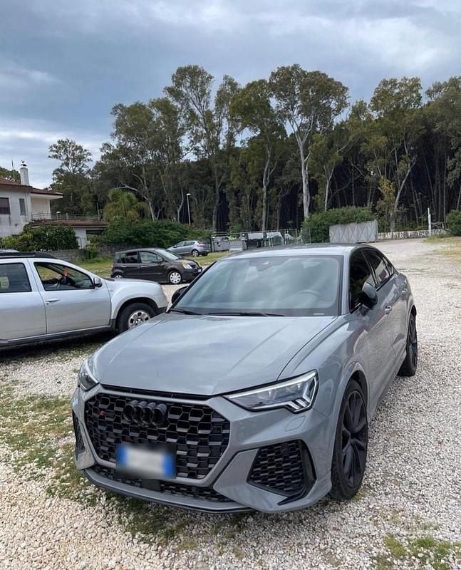 Grigio Usata 2019 Audi RS Q3 SUV | 42.500 € (Buon prezzo) - Immagine 1/4