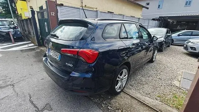 Usata Fiat Tipo Cross 120 CV (88 kW) 2016 Blu Station wagon